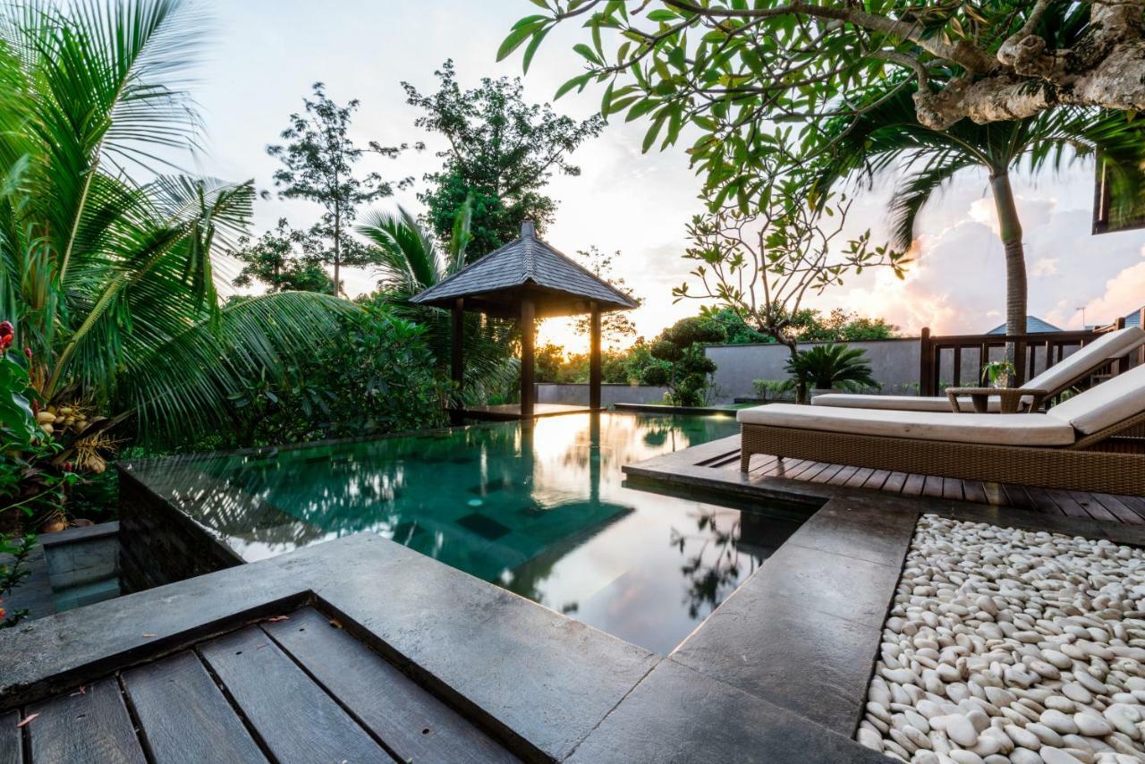 Raja Woods Villa จิมบาราน ภายนอก รูปภาพ