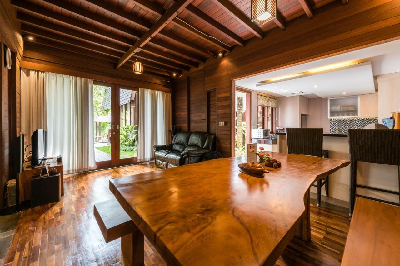 Raja Woods Villa จิมบาราน ภายนอก รูปภาพ