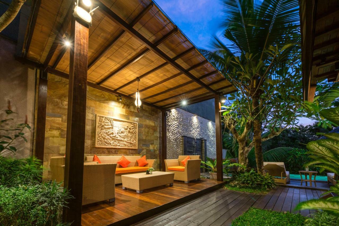 Raja Woods Villa จิมบาราน ภายนอก รูปภาพ